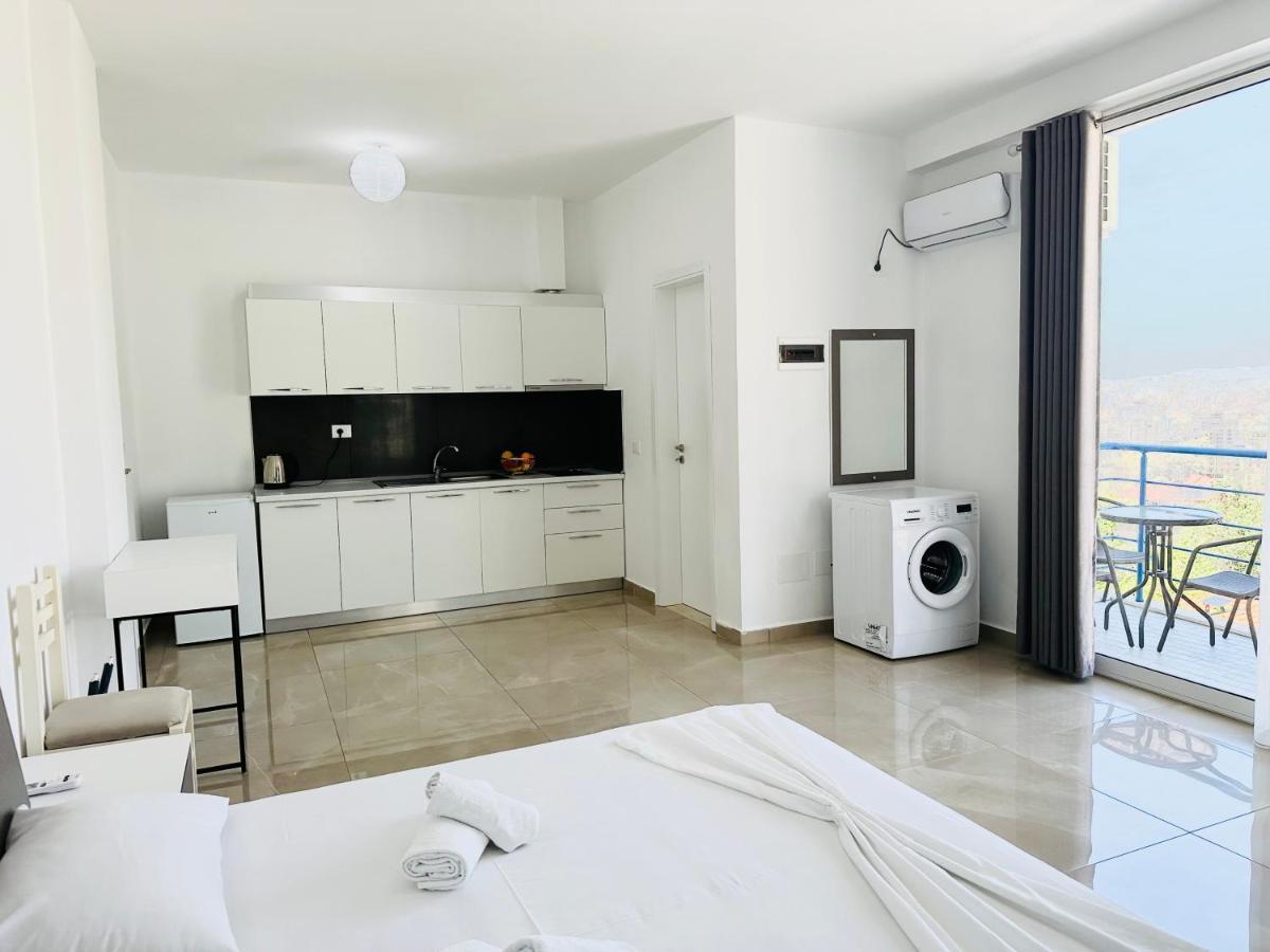 Jico Travel - Villa Colombo Vlorë 외부 사진