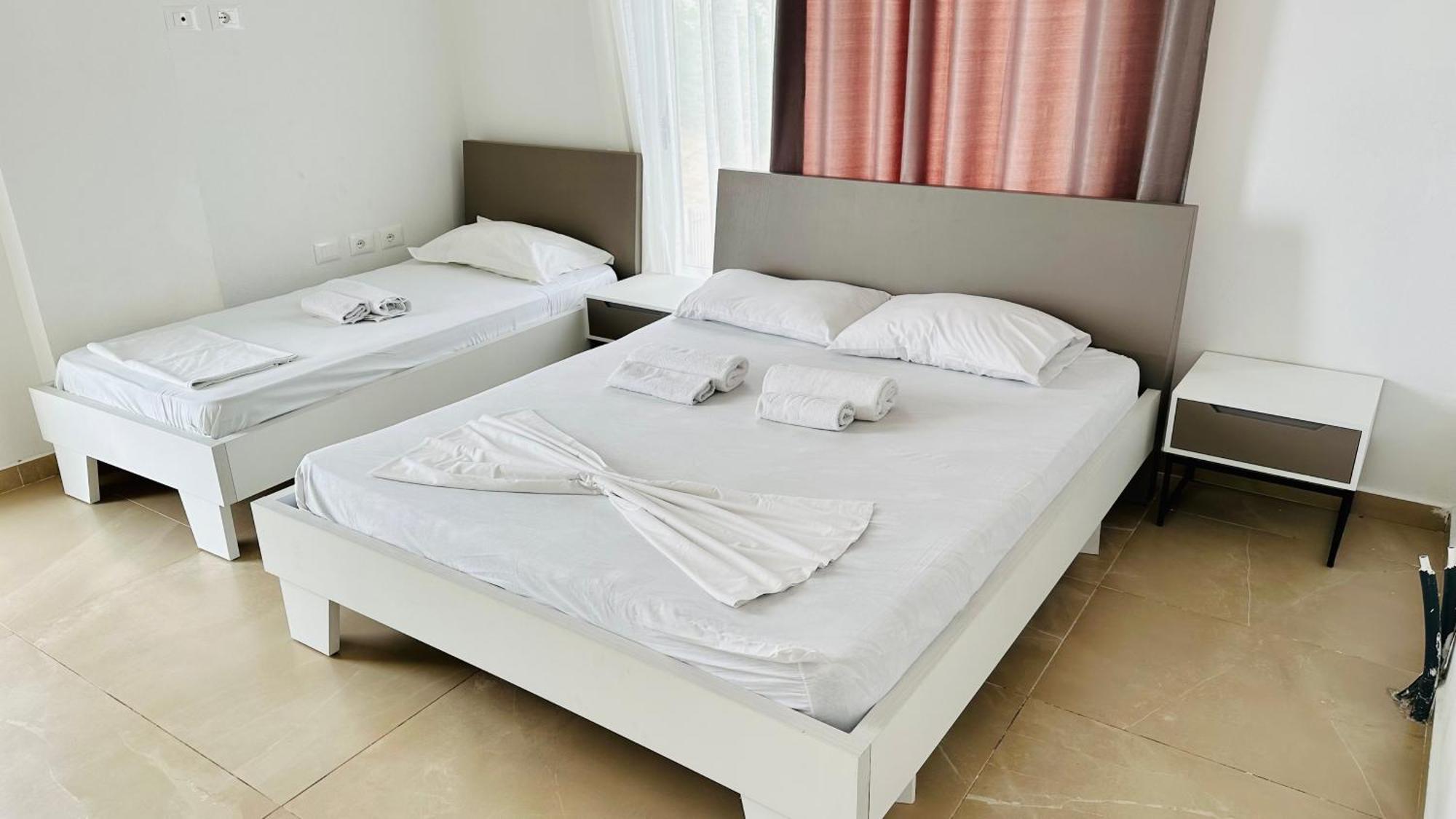 Jico Travel - Villa Colombo Vlorë 외부 사진