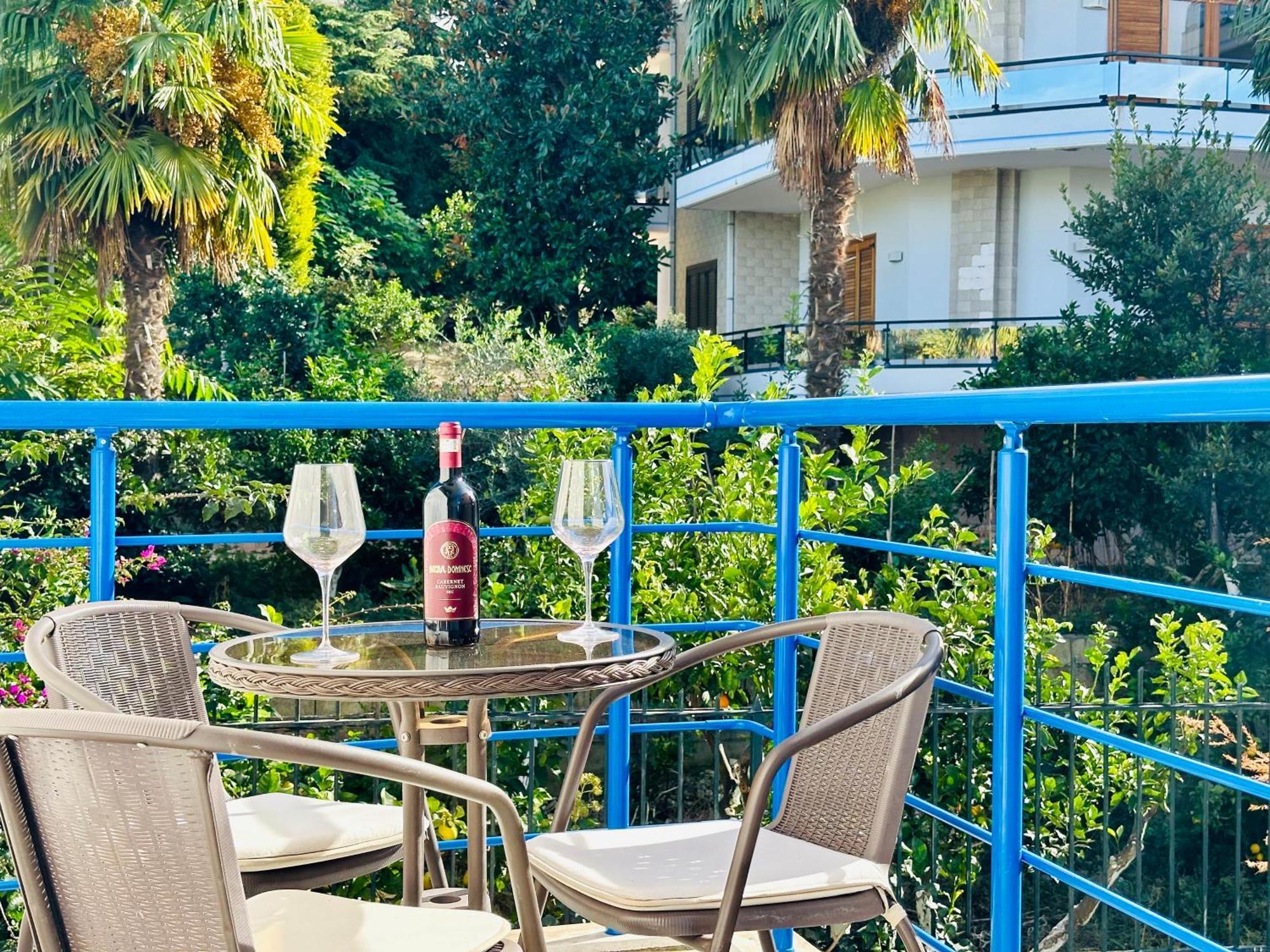 Jico Travel - Villa Colombo Vlorë 외부 사진