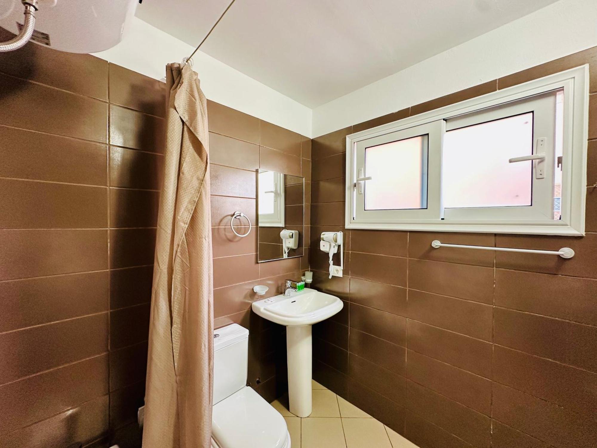 Jico Travel - Villa Colombo Vlorë 객실 사진