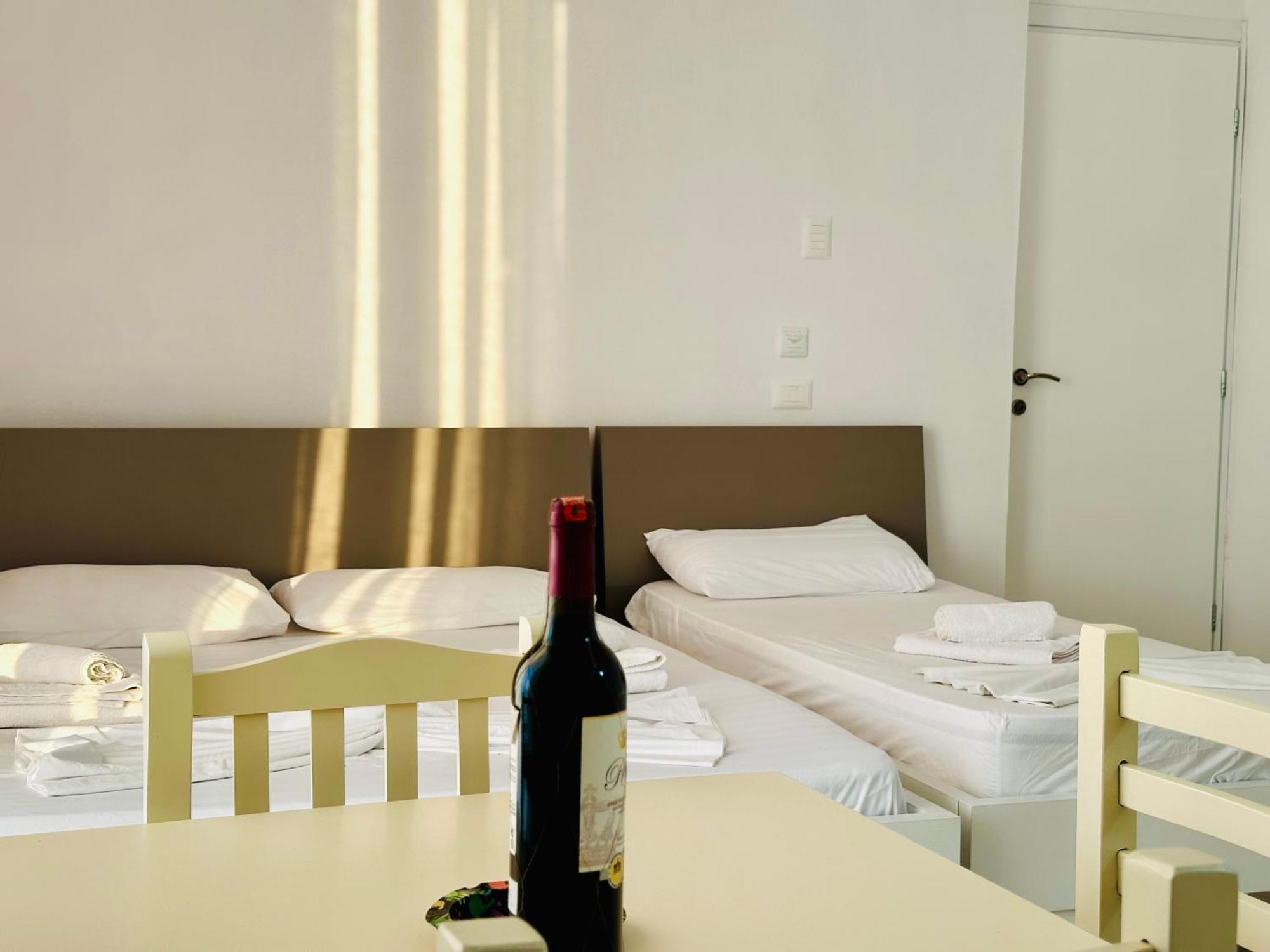Jico Travel - Villa Colombo Vlorë 객실 사진